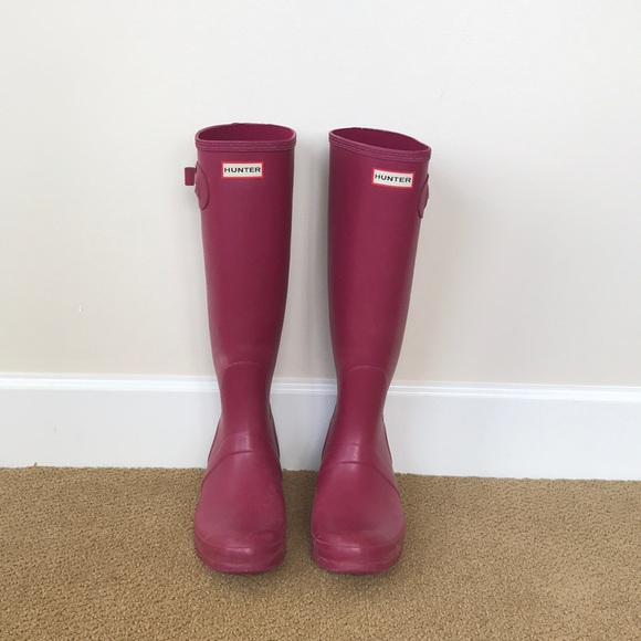 Hunter Shoes - Tall Pink Hunter Rain Boots